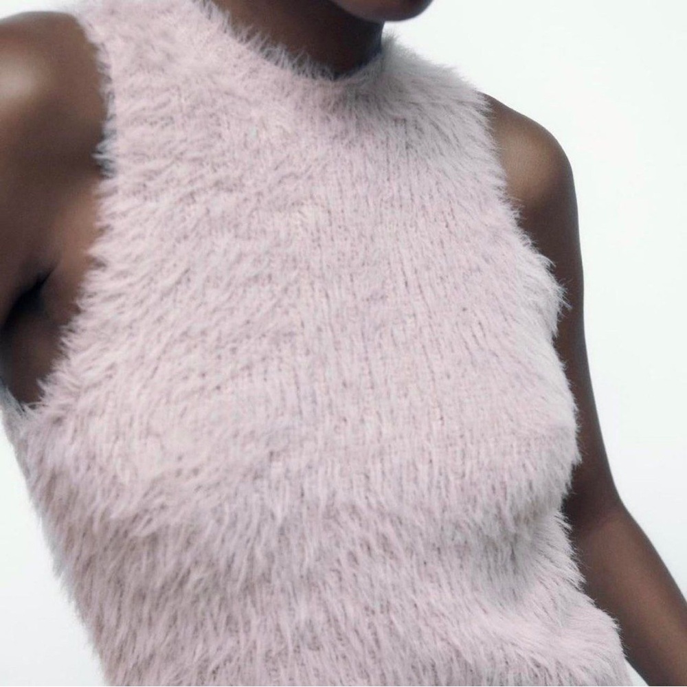 ZARA FAUX FUR TOP PEARL GRAY
